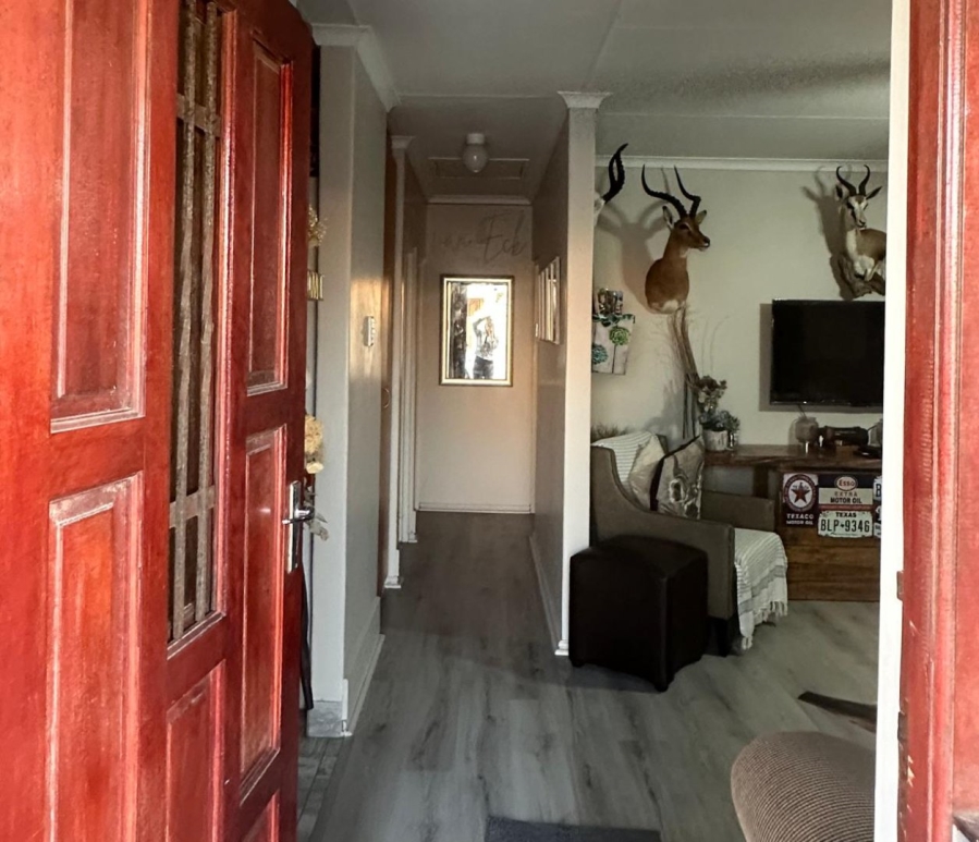 2 Bedroom Property for Sale in Campher Park Eastern Cape